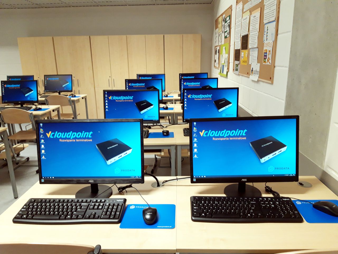 Terminale komputerowe vCloudPoint - szkoła podstawowa w Markach